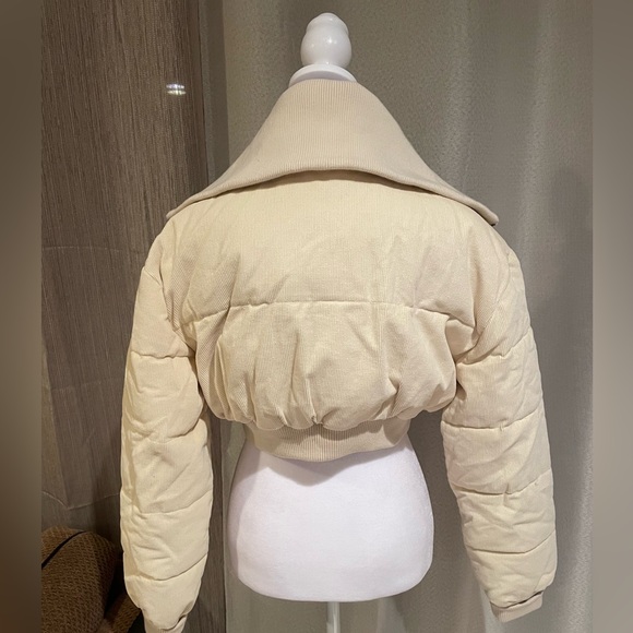 Urban Outfitters Beige Corduroy Cropped Puffer Jacket Size S - Picture 2 of 6